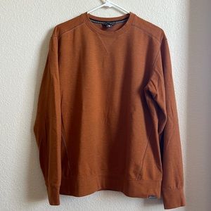 Eddie Bauer Men’s crewneck - medium